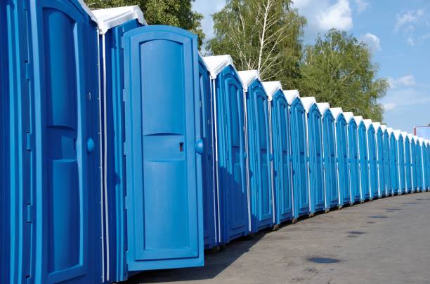 Portable Toilet Options We Offer in Deenwood, GA